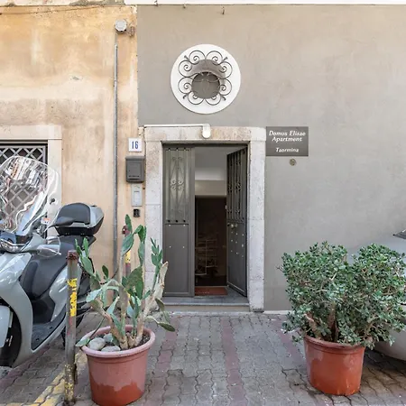 Domus Elisae - Apartament *